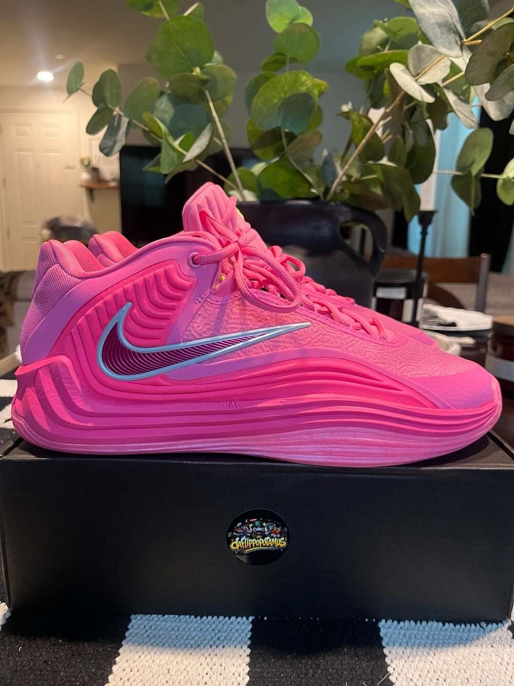 Nike Giannis Freak 7 "Live Wire"
Men's Low Top Lace Up Pink
HQ1743-600